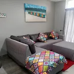 Muizenberg Mountain View Apartment